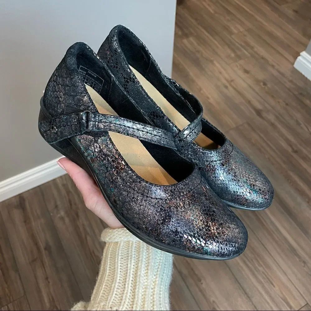 Revere Metallic Comfort Shoes Strap 8
